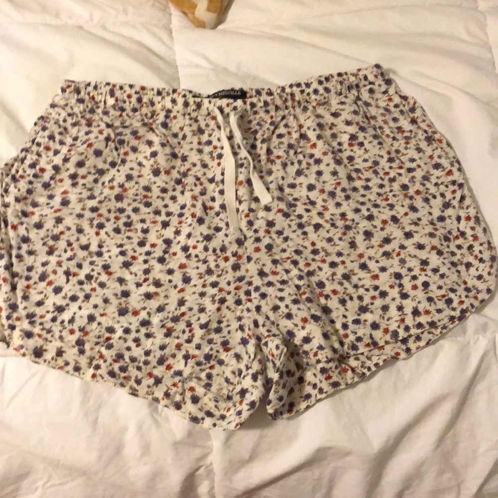 Fun shorts🌸